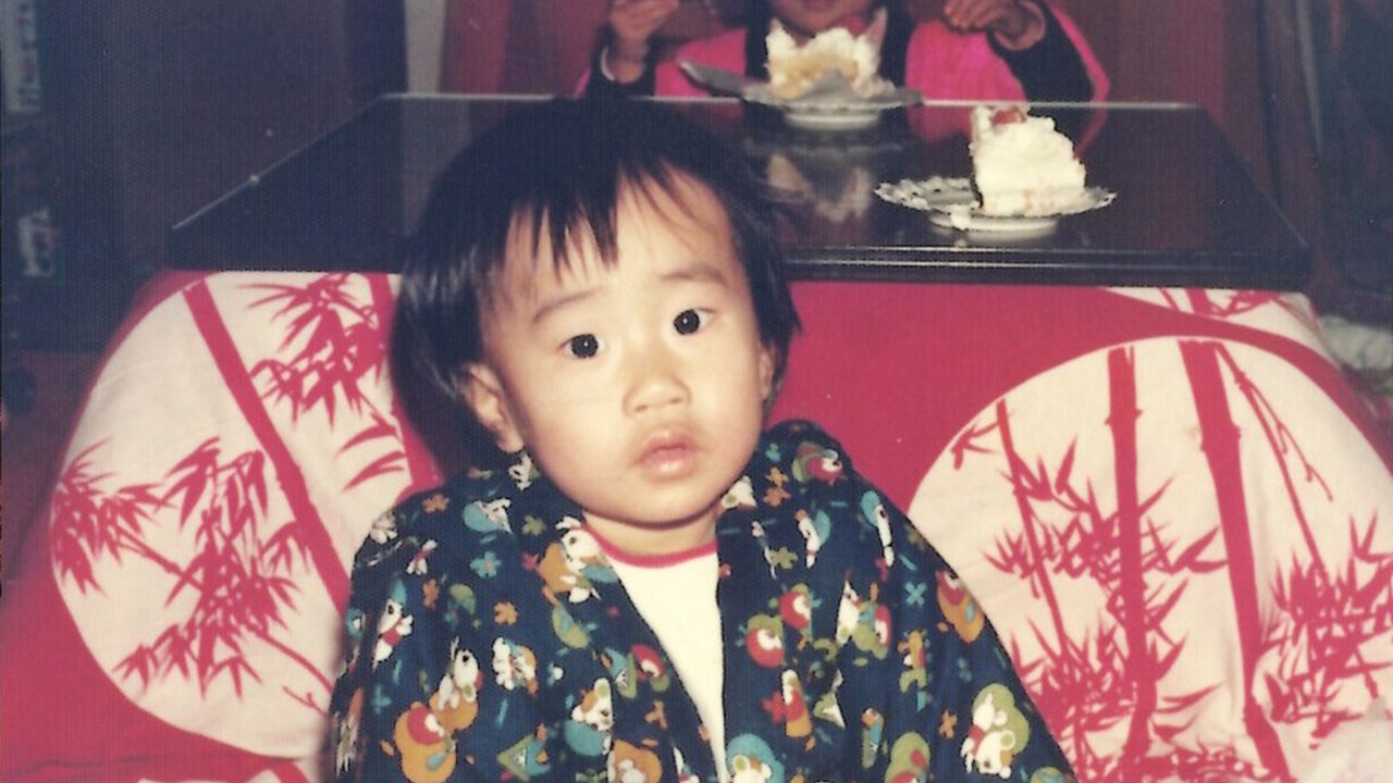 4歳くらい。姉の誕生日で。まだ顔は長くない