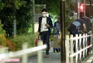 休日は、慣れた足取りで菊地の自宅マンションに帰宅するI氏