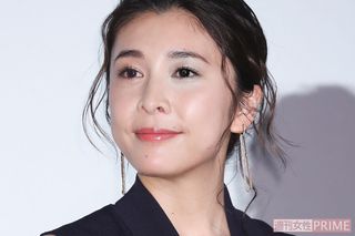 映画『コンフィデンスマンJP』初日舞台挨拶での竹内結子さん（'19年5月）