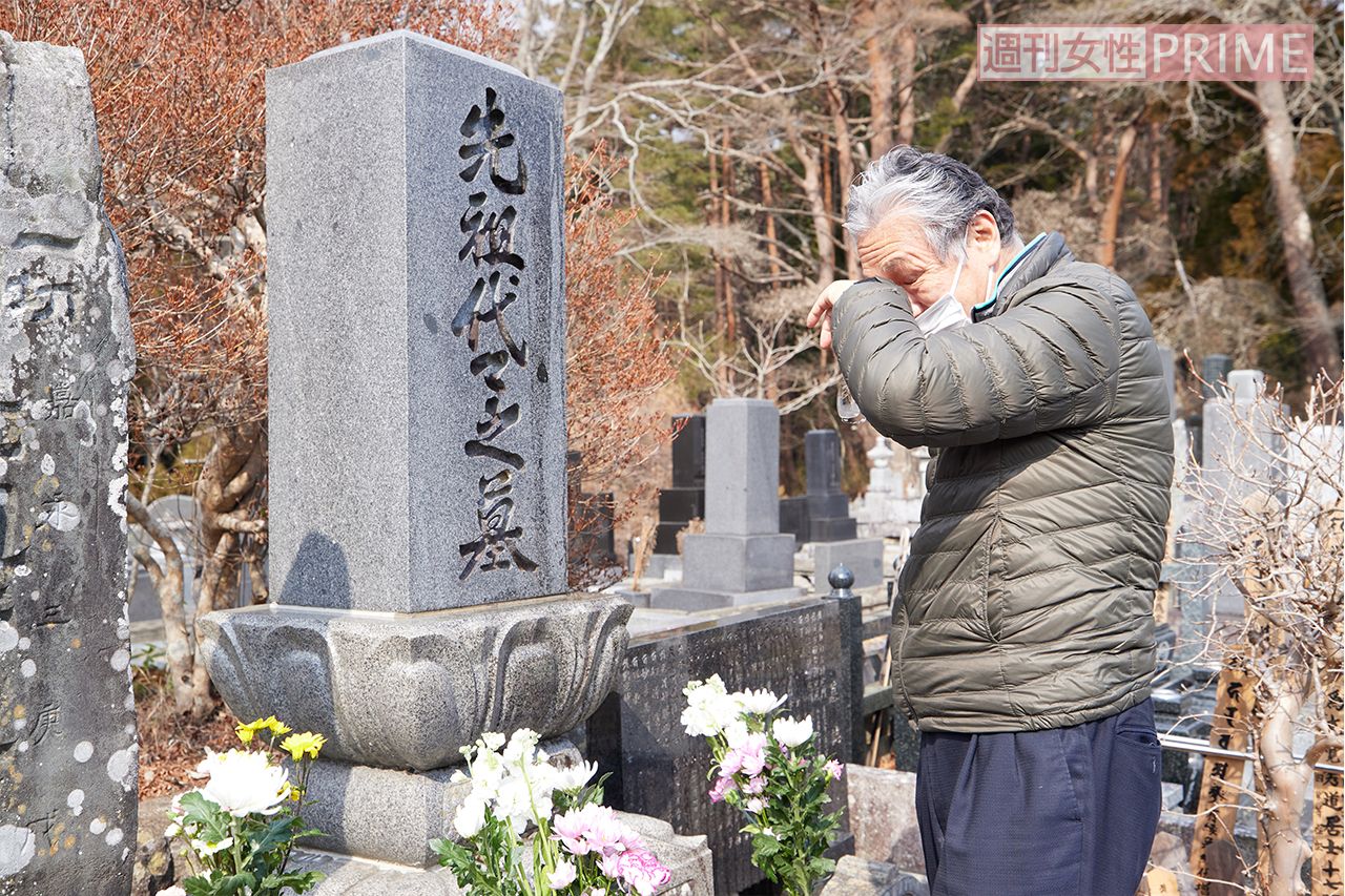 読経の途中で声を詰まらせる場面も（撮影／廣瀬靖士）