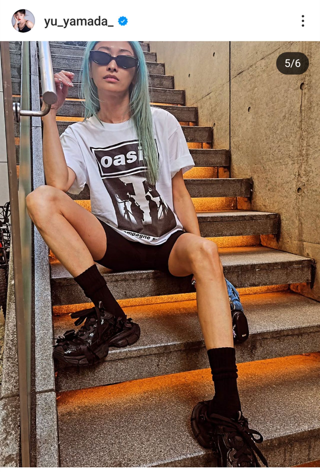 脚の細さに心配が集まった山田優（本人のインスタグラムより）