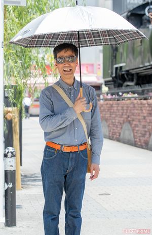 「まだ使っている男性は少ないですが、日傘は本当にオススメですよ」撮影／矢島泰輔