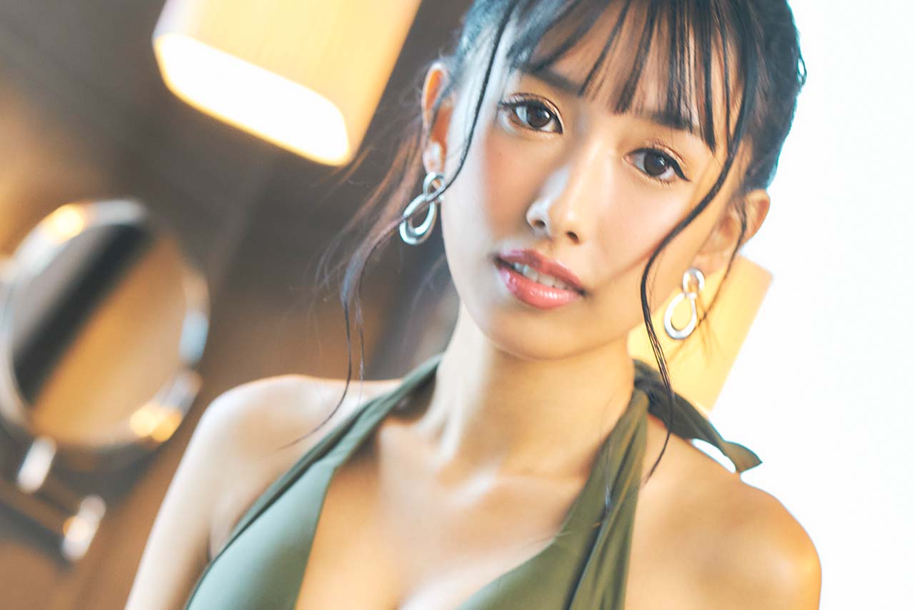 水曜日のダウンタウン「澤田Pの飲み会」に参加したタレントの犬嶋英沙（デジタル写真集先行カットのプレスリリースより）