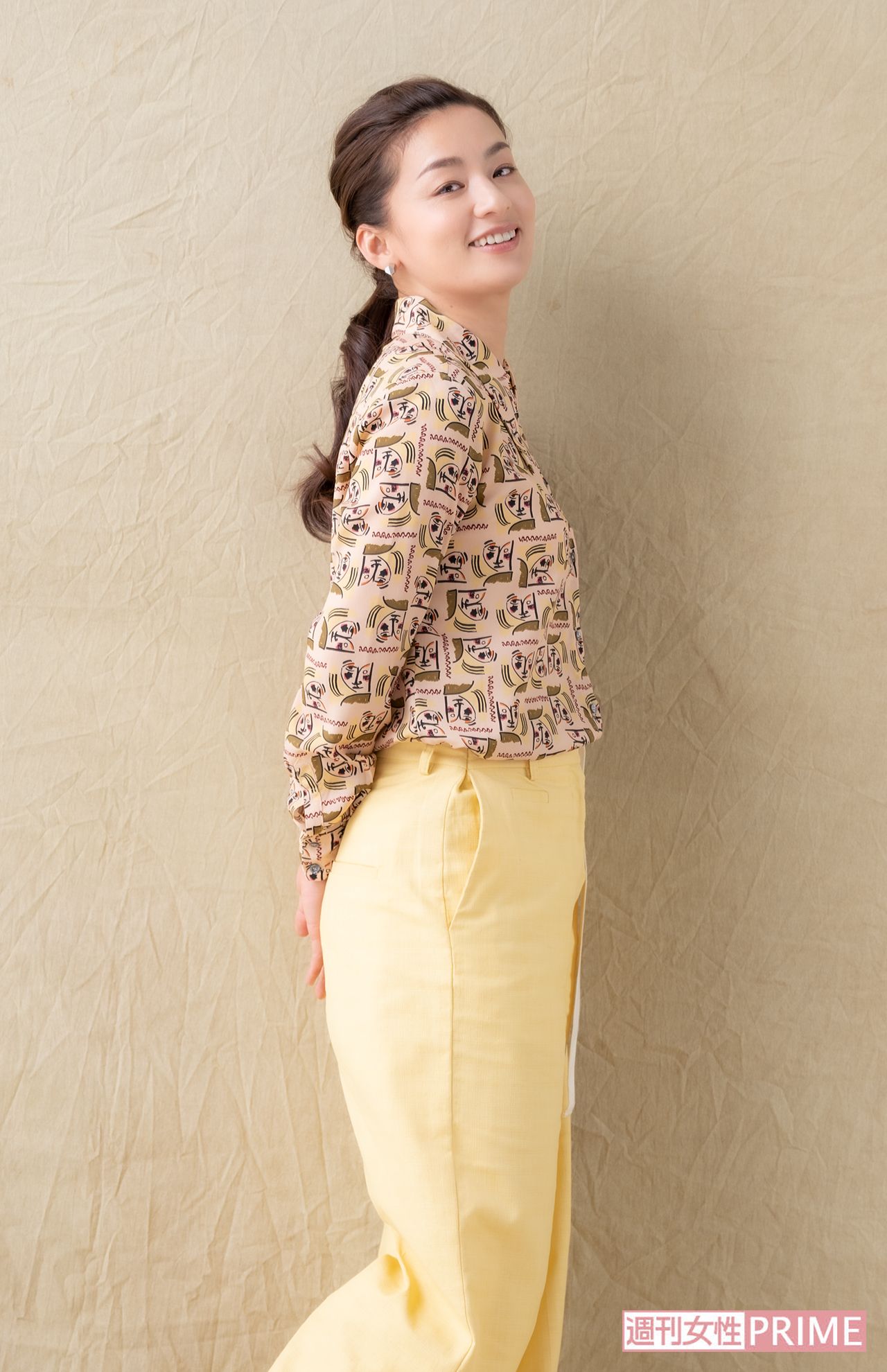 尾野真千子　撮影／高梨俊浩