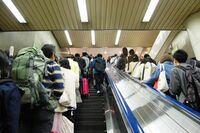 【新型コロナ／オミクロン株】飲食店、満員電車、病院で「感染しそうでヒヤッとする瞬間」を検証