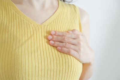 《乳房の違和感》乳がん？それとも別の病気？乳腺外科医「痛みを自己判断で放置しないで」見逃してはいけな…