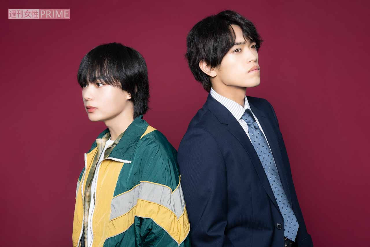 写真左から大西流星、原嘉孝　撮影／矢島泰輔　ヘアメイク／山本のぞみ、阿部美咲　スタイリング／池田友紀