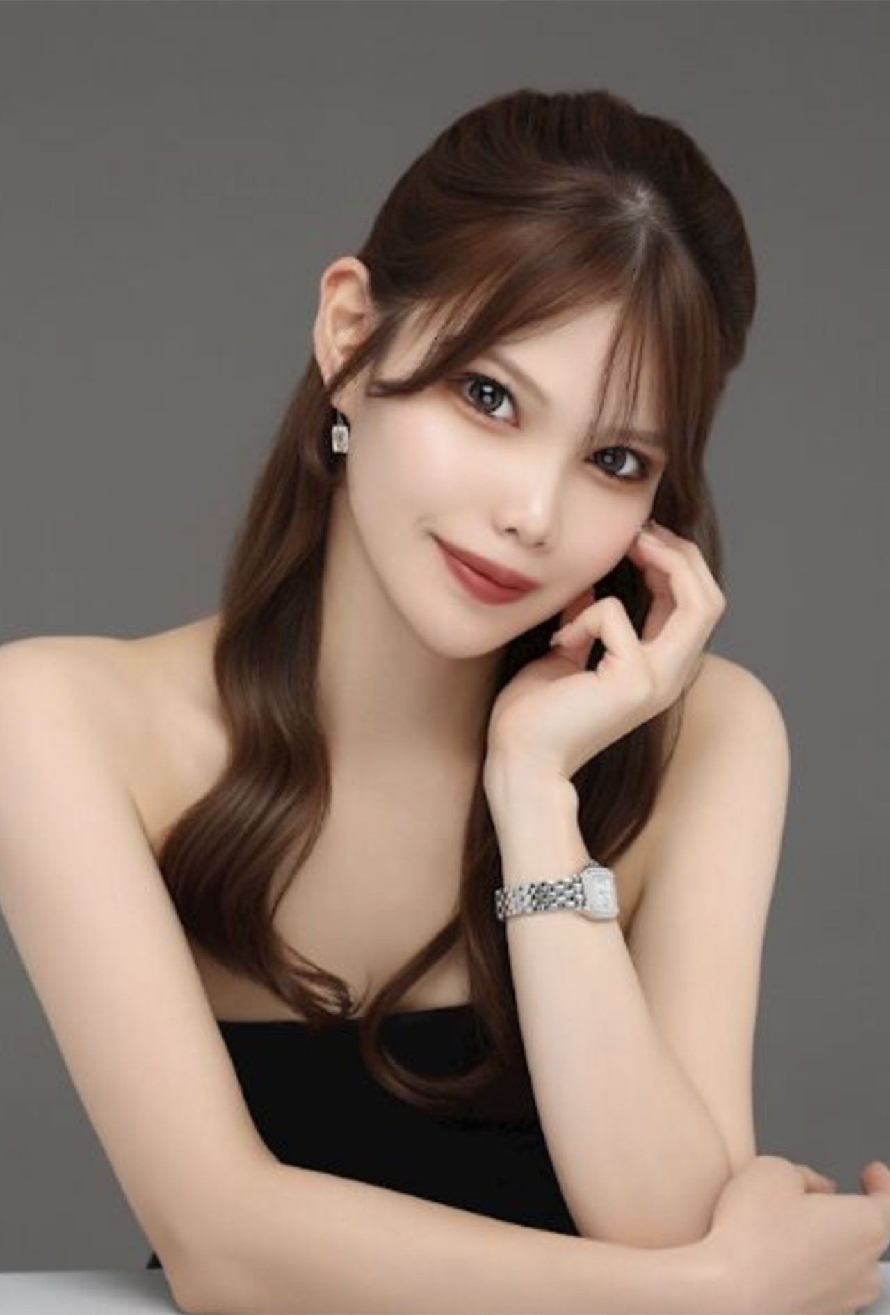 《浜松》殺害されたガールズバー店長の竹内朋香さん（店舗紹介サイトより、現在は掲載終了）