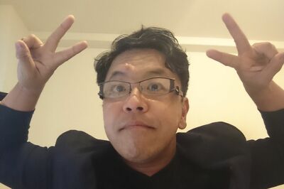 長嶺超輝さん●1975年、長崎県生まれ。フリーライター。九州大学法学部に在学中、居酒屋でゼミの教授におだてられて弁護士を志すも、司法試験で7回の不合格を重ね、三十路直前でようやく懲りる。デビュー著書『裁判官の爆笑お言葉集』（幻冬舎新書）がベストセラーに。11月末には『地域の特色がよくわかる！　47都道府県おもしろ条例図鑑』（旬報社）を刊行。