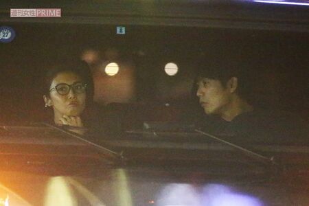 2014年9月、娘の学習塾送迎にきた松嶋菜々子と反町隆史