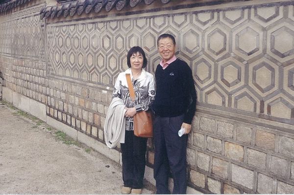 百百代さんと毎年、国内と海外を旅する