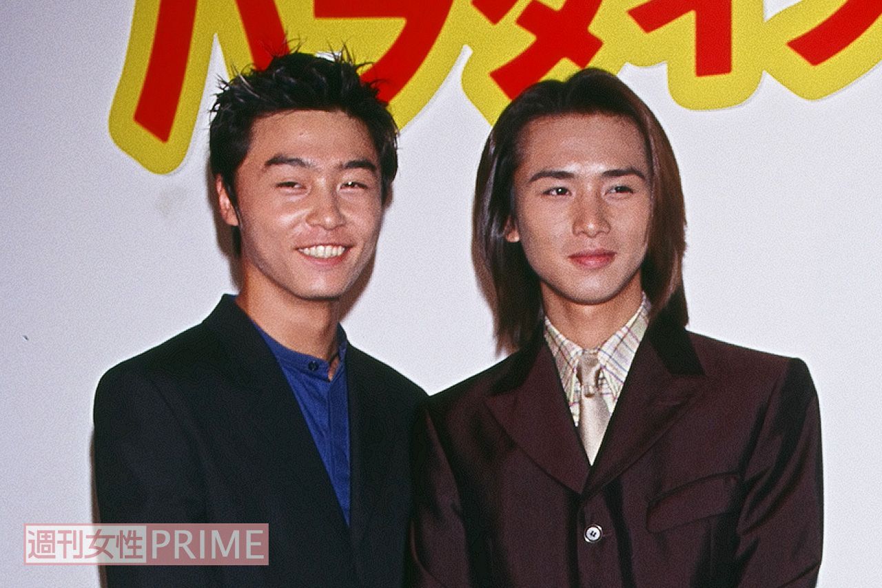 1998年、ANAのキャンペーンイベントに出席したKinKi Kids