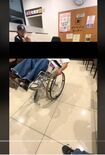 イオンの無料貸出車いすで悪ふざけをする若者たち、左にいる若者はイートインの机の上に座っている(TikTokより)