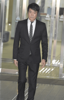 俳優の高知東生はマスコミの目をかいくぐりながら診察室へ通った