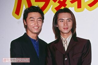 1998年、ANAのキャンペーンイベントに出席したKinKiKids