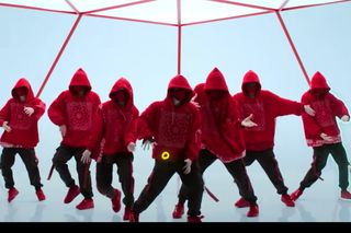 正体はHey!Say!JUMP？謎の8人グループ『Honey Bee』