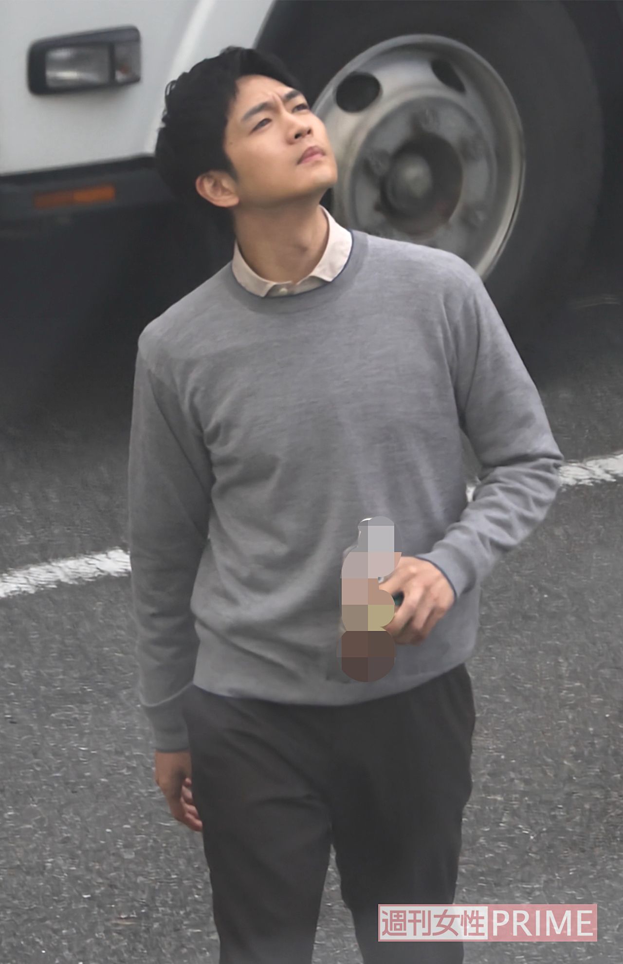 10月、ドラマ『いちばんすきな花』の撮影に向かう松下洸平