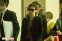 北川景子『家売るオンナ』打ち上げで全身黒コーデ！ しかも用意した商品券の額がスゴい