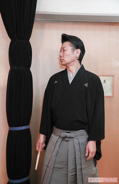 芸人として数多くの舞台・テレビの経験がある三度でも、本番前は緊張している様子だった　撮影／森田晃博