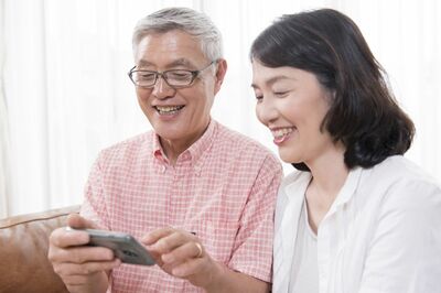 「シニアYouTuber」が増加！見ているだけで癒される “ほっこり系” 動画のチカラ