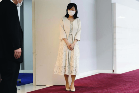 「少しリラックスした着こなし。レースの種類にもお詳しいようです」（石原さん）第20回記念東京都障害者ダンス大会ドレミファダンスコンサート（2019年7月17日）写真／JMPA