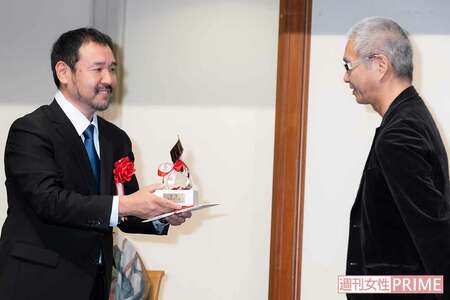 「監督が11役以上も兼ねる自主映画を銀賞に入れてくれたことに感謝」と、新藤兼人賞授賞式で語った安田淳一監督