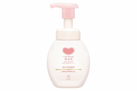 カウブランド無添加泡の洗顔料／160ml748円牛乳石けん共進社　※画像をクリックするとAmazonの商品ページにジャンプします。