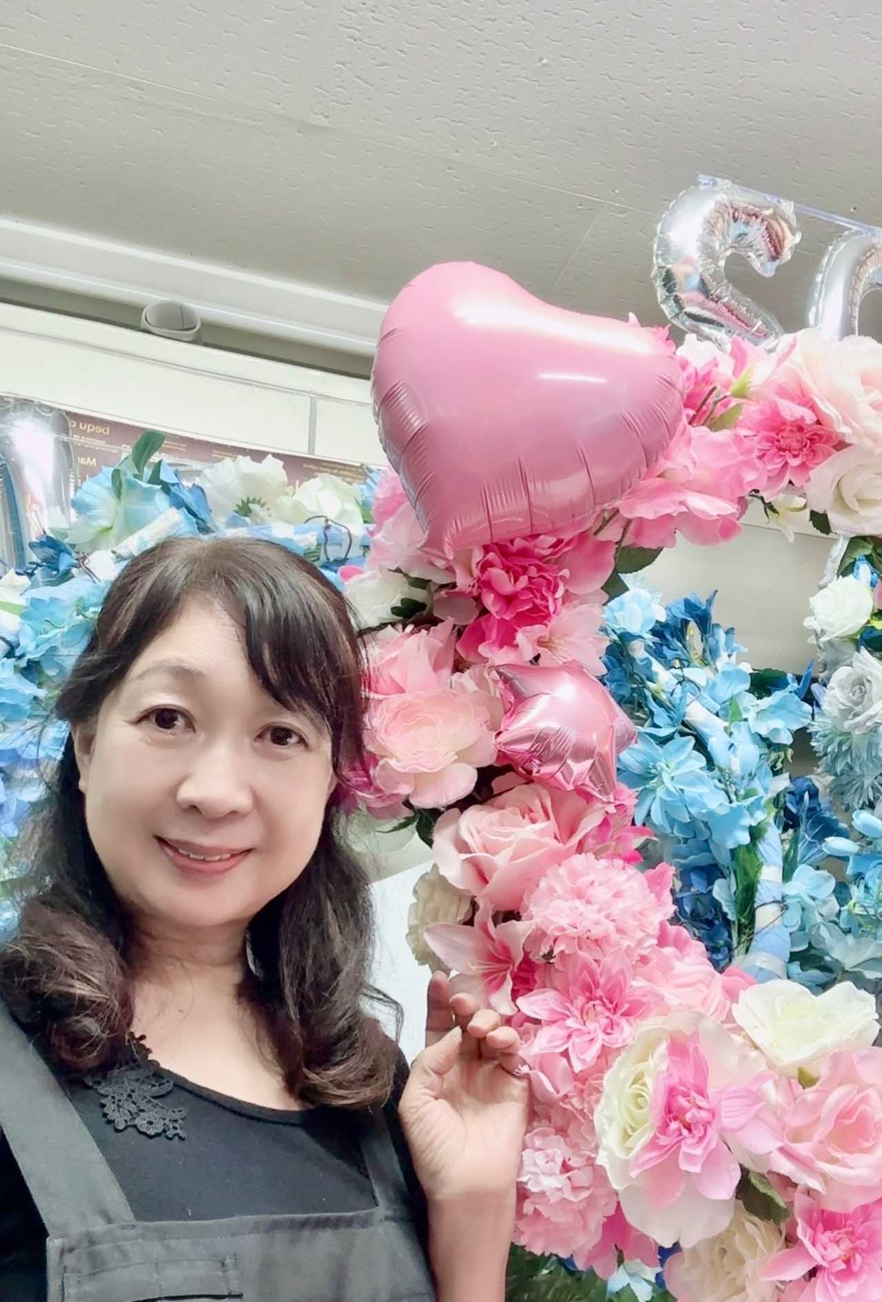 経理からフラワーデザイナーに転身して守谷優子さん