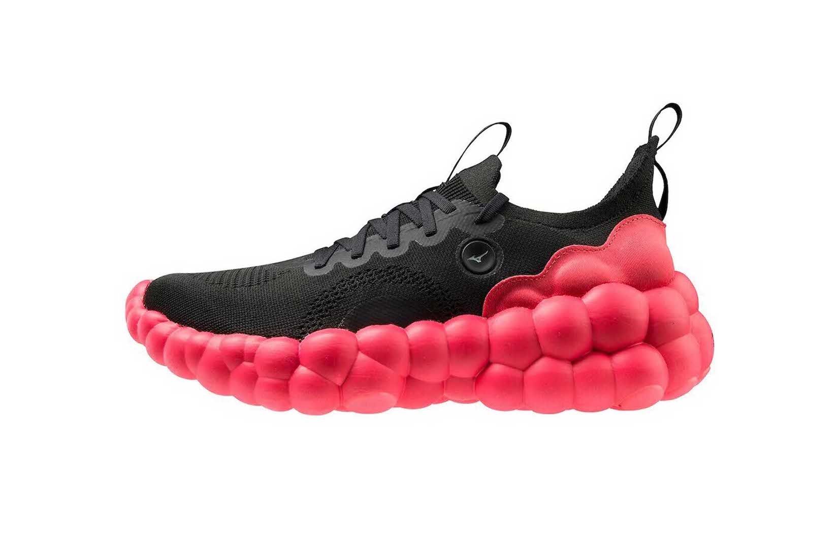 ミャクミャクスニーカーの元となった『THEMIZUNOENERZY』（公式サイトより）