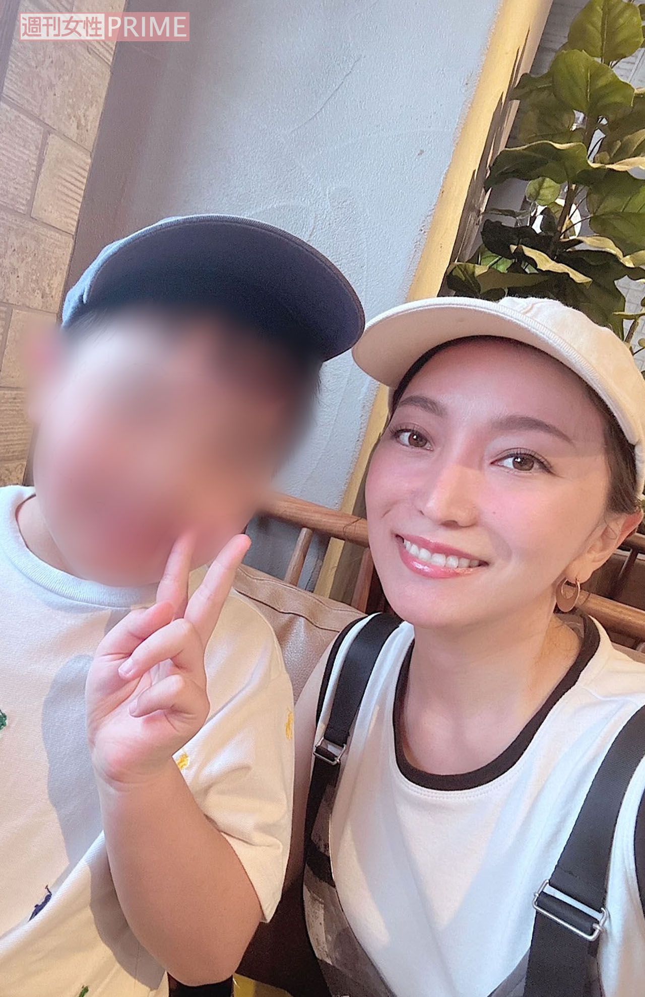 私も近所に住む若いお友達と（笑）　写真提供／加藤綾菜