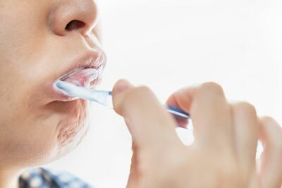 歯石がたまるとボケる! 認知症の原因になる「脳のゴミ」を減らす“毒出し舌みがき”の仕方