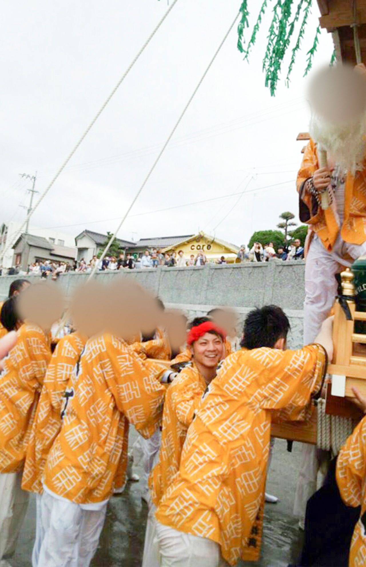 地域の祭に参加する雅則容疑者（雅則容疑者のFacebookより）