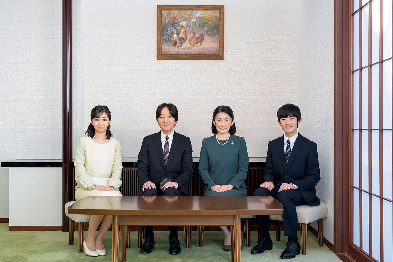 眞子さんの結婚以降、厳しい視線が注がれる秋篠宮家（宮内庁提供）