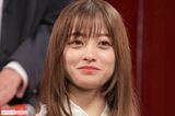 橋本環奈『キングダム』レッドカーペットのドレス姿に「ヒヤヒヤした」紅白に続き…