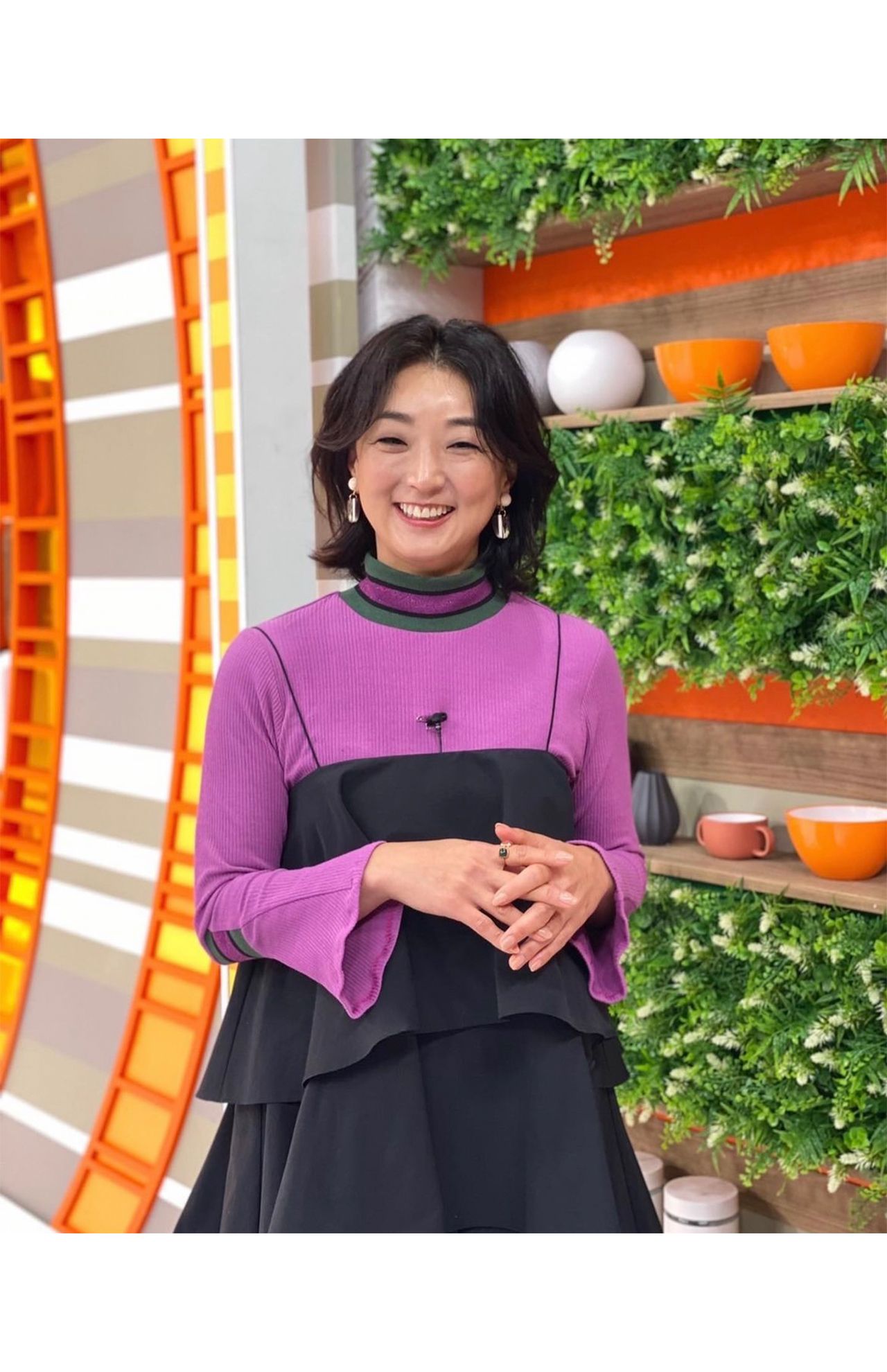 インスタグラムでは番組出演時の衣装などをあげている（岩崎恭子公式インスタグラムより）