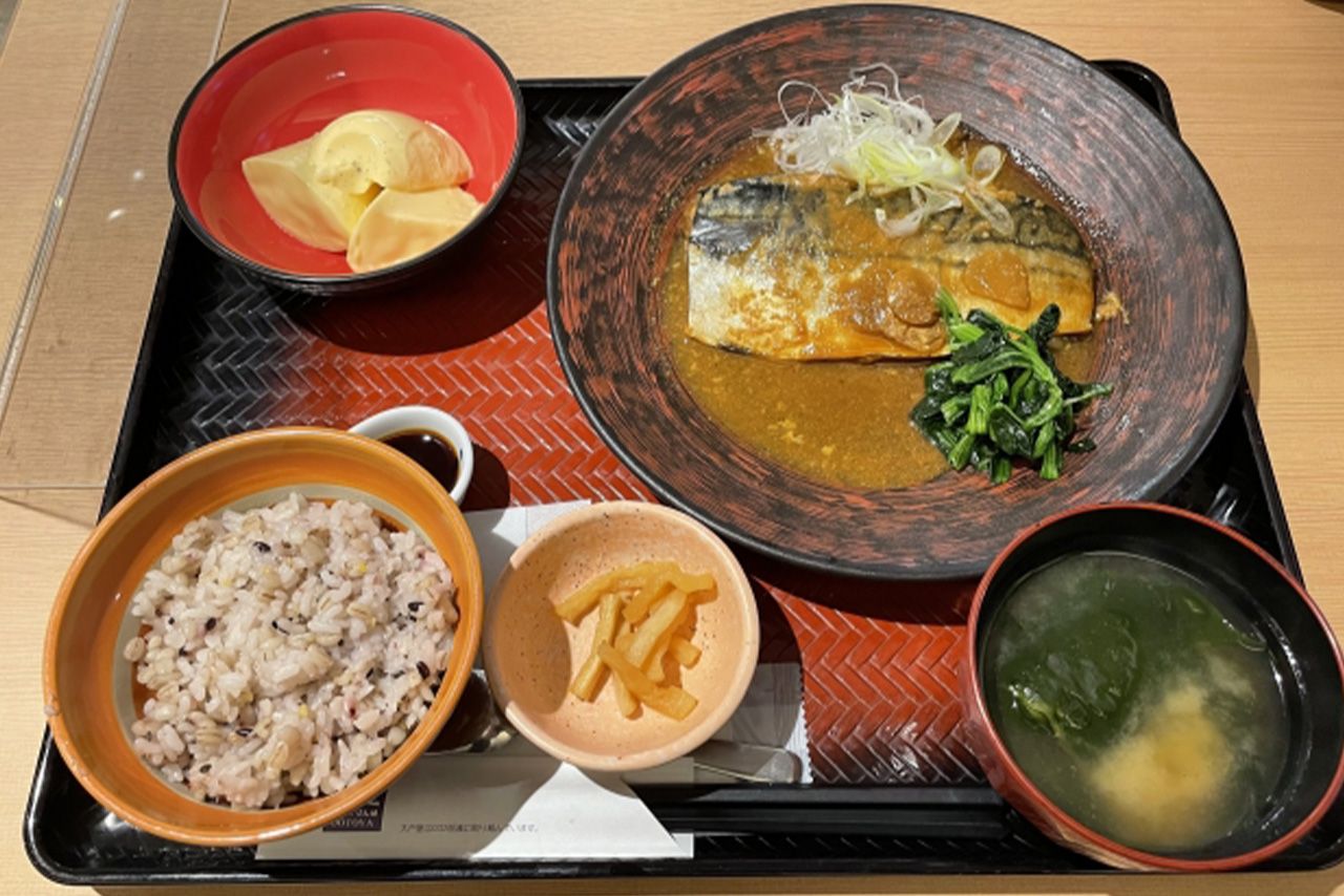 石原式　朝断食のメソッド・夜は何を食べてもOK