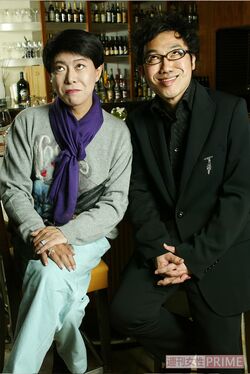 ジョイントコンサートの楽屋では、美川さんはいつも人の相談に乗っているという