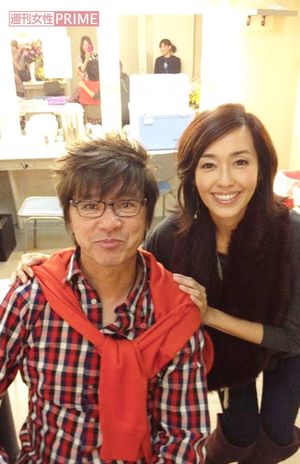 終演後の楽屋には「復活」を見届けた仲間たちが駆けつけた。早見優もカンゲキ!