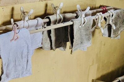 【学校の掃除】家にはルンバがあるのに！いまどき雑巾がけは必要？“子どもに掃除をさせる”に賛否両論