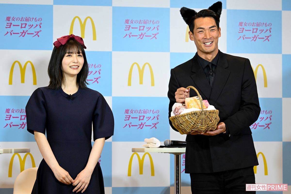 マクドナルドのイベントには、なかやまきんに君の“代役”の槙野智章と長濱ねるが登場
