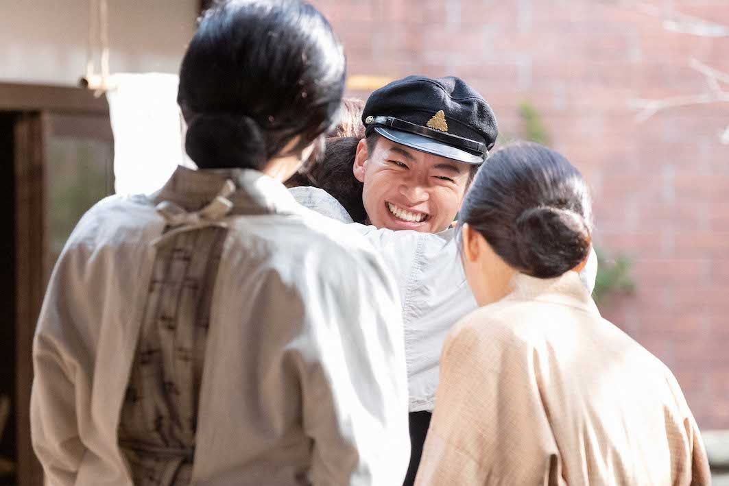 朝ドラ初挑戦でヒロイン・寅子の弟役を好演中の三山凌輝