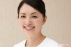 宝田恭子●宝田歯科医院院長。歯科医。歯科医療の傍ら、自らの経験を生かして口元の筋肉を中心に鍛える「表情筋エクササイズ」を考案。著書に『「顔面地滑り」をくい止める!宝田式速効5分顔筋リフトアップ』(PHP研究所)ほか。