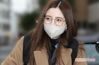 片瀬那奈、通販サイト『ロコンド』社員としての初出社を直撃!語った「役職」「電車通勤」「同僚社員の戸惑…