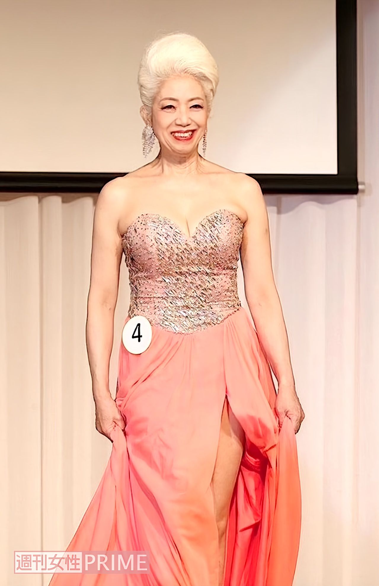 2020年には地球環境問題をコンセプトとしたコンテスト「ミセス・グローバル・アース・ジャパン」兵庫エリアの準々グランプリに輝いた　写真提供／川瀬典子