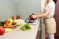 【東大卒モラハラ夫との離婚】親権を放棄して“家政婦”に転身した妻の復讐《後編》