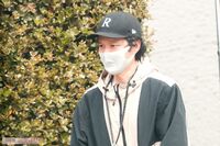 渡部建　鳥羽周作シェフの不倫報道で「仲間だと思って出しゃばるのがイタイ」巻き込まれ事故もBBQイベント…