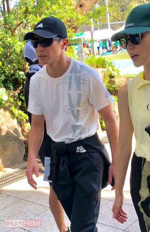 森田剛が娘の運動会に初参加！ 宮沢りえとのラブラブ観戦中、JKの“握手