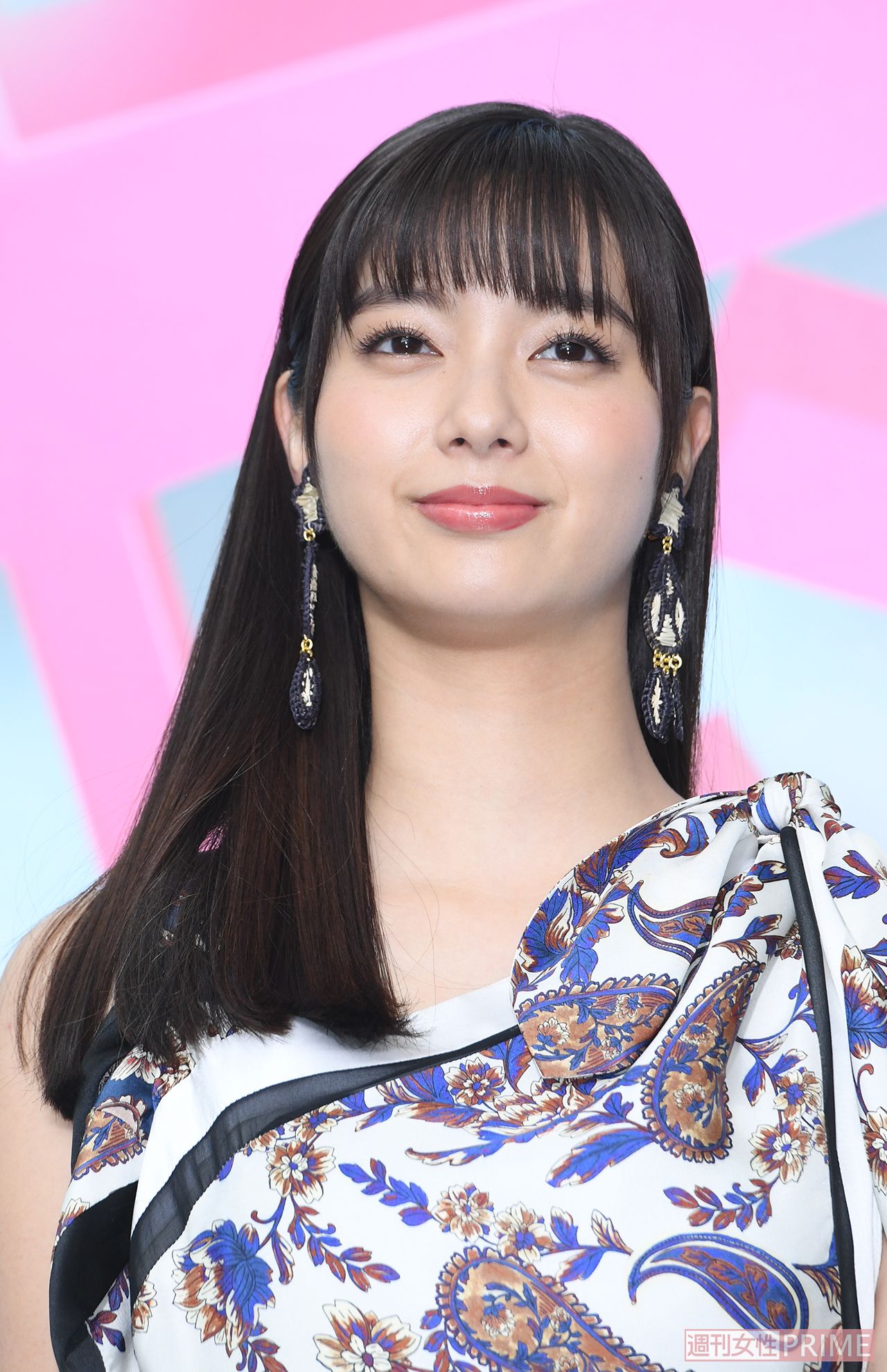 映画「センセイ君主」完成披露舞台挨拶時の新川優愛（2018年）　撮影／高梨俊浩