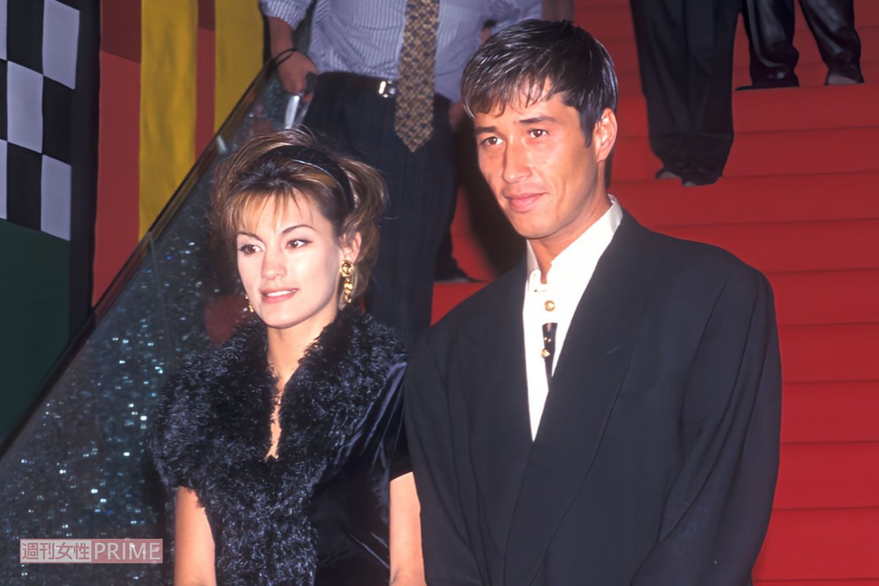 交際中の羽賀と梅宮。“平成のバカップル”と揶揄されたことも