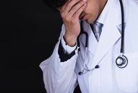 新型コロナで地域の病院が総倒れ!? 来院者数が半減でも補填なし、開業医の悲痛な声